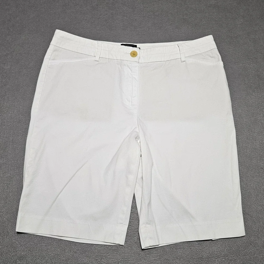 Talbots The Perfect Short White Bermuda Shorts Womens 6P Petite Cotton Stretch